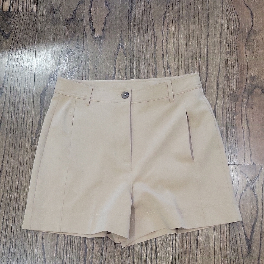 HALOGEN Women's Tan Shorts